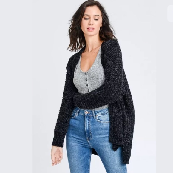 Chenille Oversized Long Sleeve Soft Black Cardigan, size small - Picture 2 of 4